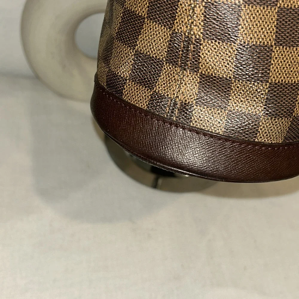 Louis Vuitton Damier Ebene mini Bucket Bag